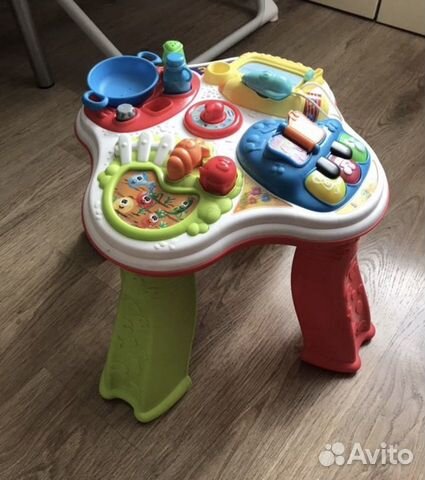 Развивающий стол Chicco Развивающий стол Chicco