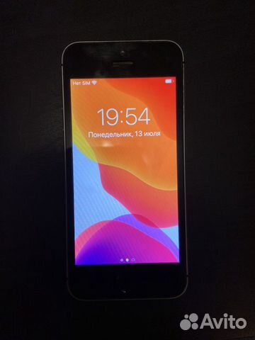 iPhone SE 32 GB iPhone SE 32 GB