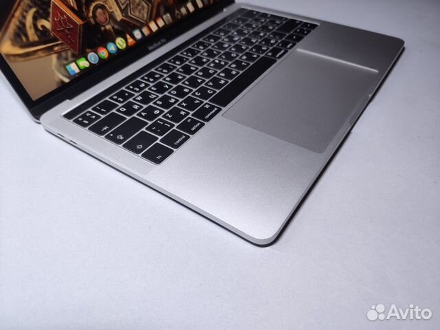 Apple MacBook Pro 13 Touchbar 8/512