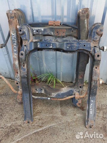 Балка подмоторная (подрамник) Опель Вектра А