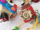 Бизикубик спиннер развивающая деревянная игрушка