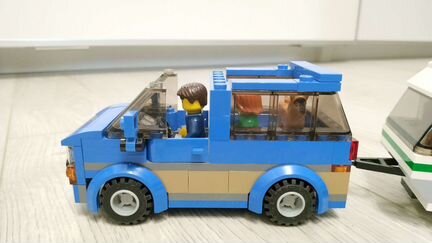 Лего Lego City 60117 Фургон и дом на колесах