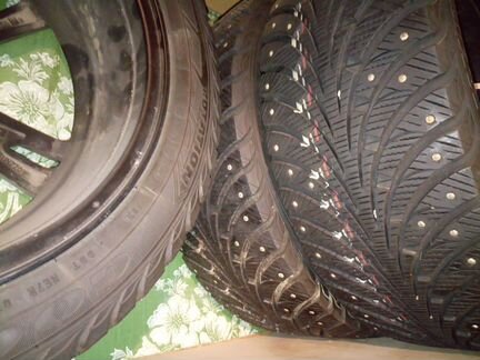 Good year Ultra 225/45R17 шипованные