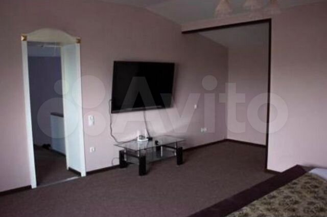 3-к. квартира, 100 м², 3/3 эт.