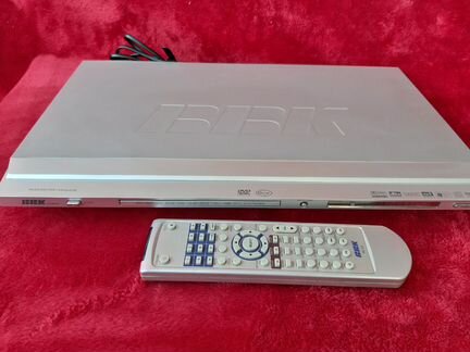 DVD проигрыватели Orient 704/BBK DT9904S