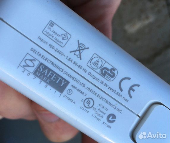 Apple MagSafe зарядка 60W