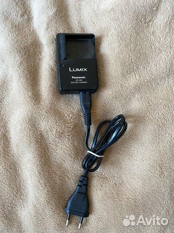 Зарядка для фотоаппаратов Lumix Panasonic DE-A66