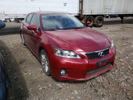 В разборе Lexus CT 2012