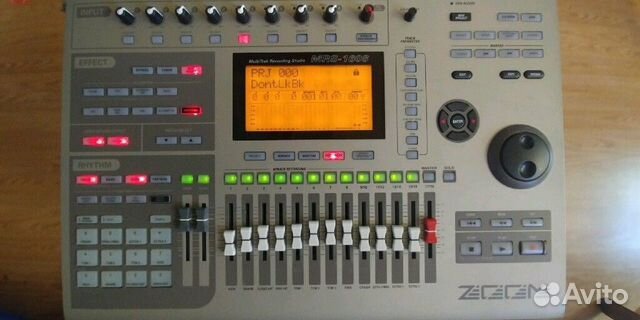 Multi-рекордер zoom MRS 1608