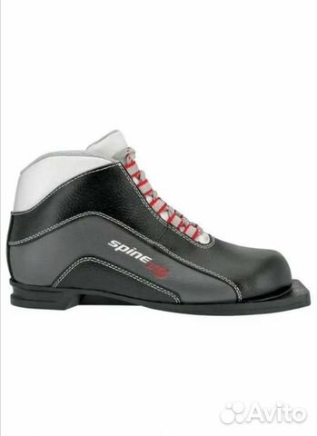 Лыжные ботинки классические