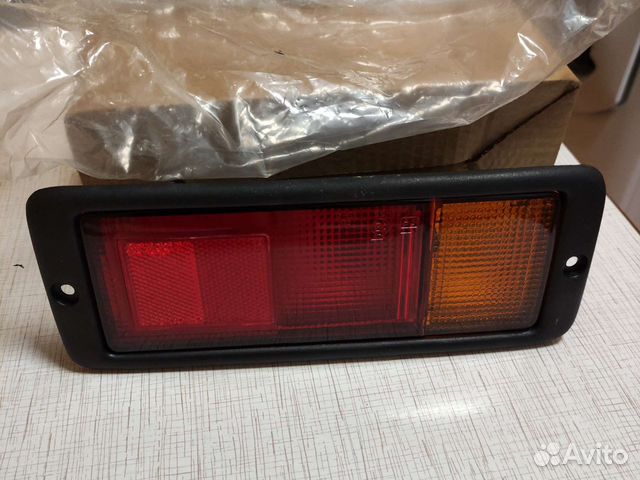 Фонарь в задний бампер правый pajero 2