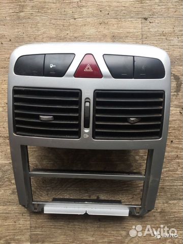 Пежо 307 центральная консоль накладка торпедо