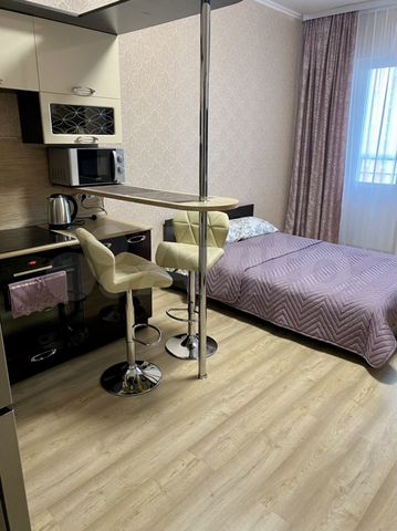 1-к. квартира, 30 м², 8/17 эт.