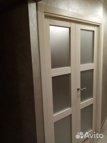 установка дверей иркутск. магазин дверей иркутск. двери орех со стеклом в интерьере. установка дверей иркутск. установка дверей иркутск.