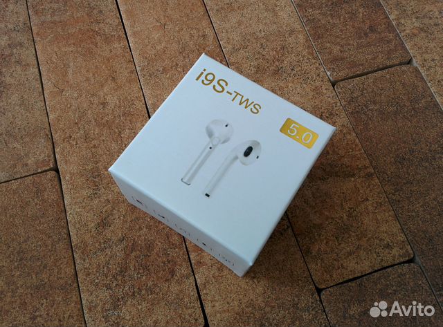 Беспроводные наушники в стиле Aipods