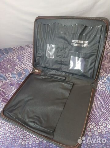 Папка для деловых бумаг и документов