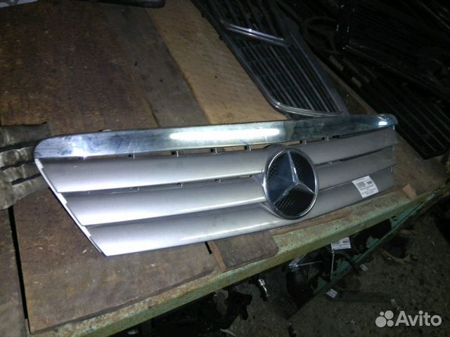 Решетка радиатора Mercedes W168 2000