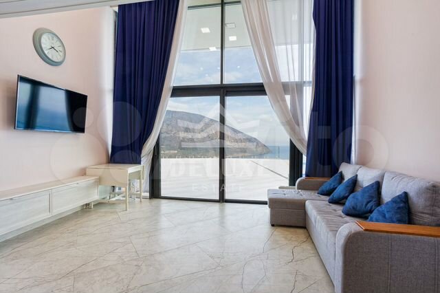 4-к. квартира, 70 м², 2/11 эт.