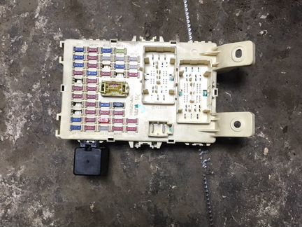 Блок предохранителей салонный hyundai solaris