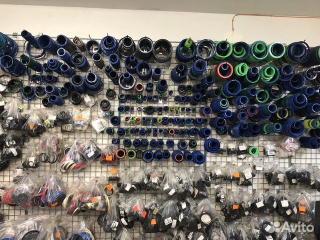 Запчасти и комплектующие к автокранам и спецтехник