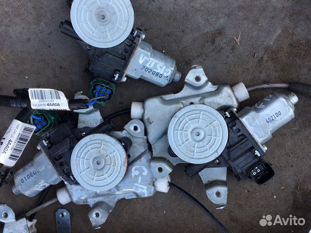 Моторчик стеклоподъемника Nissan Almera G15