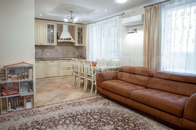 3-к. квартира, 82 м², 9/25 эт.