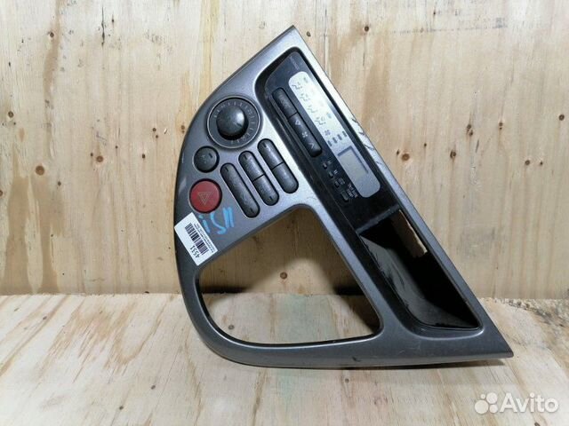 Блок управления климат контролем Toyota Wish