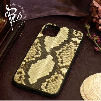 Чехол на телефон iPhone 11. Кожа. Handmade