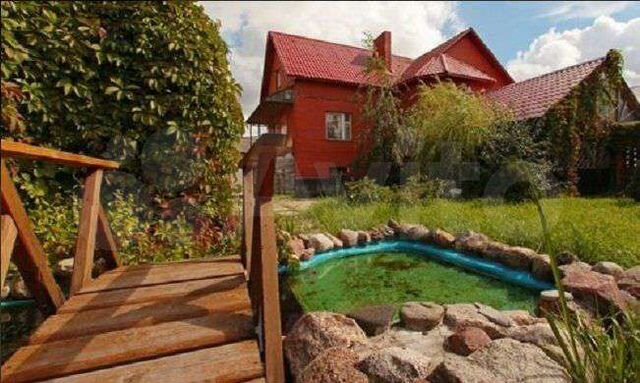 Коттедж 350 м² на участке 10 сот.