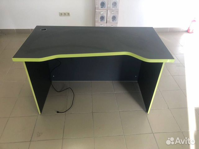 Компьютерный игровой стол