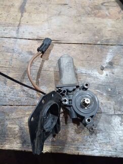 Мотор стеклоподъёмника левый Durango 1999