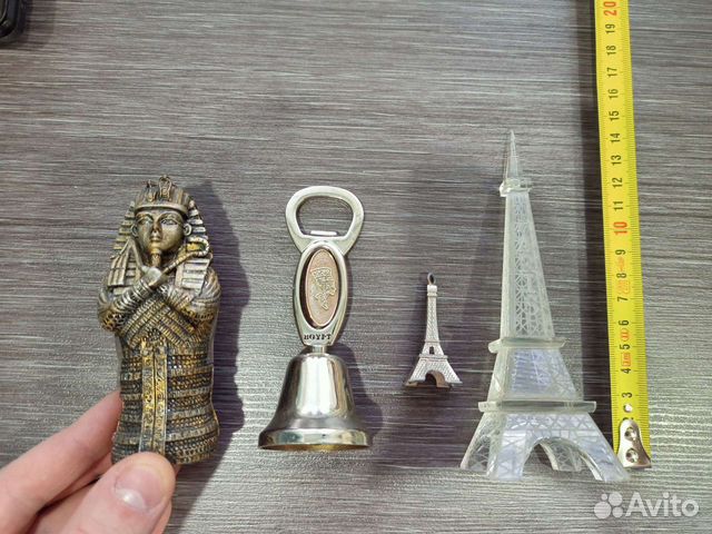 Сувениры из Парижа и Египта
