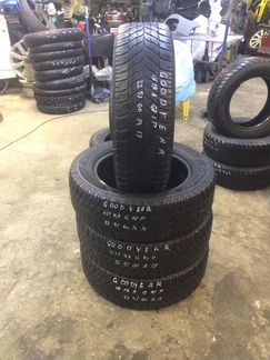 Goodyear UltraGrip Winter 225/60 R17 99T