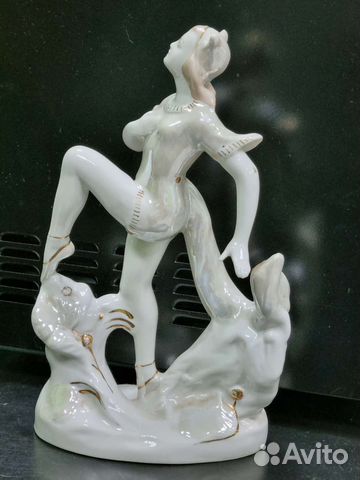 Фарфоровая фигурка, статуэтка 