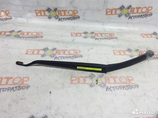 Держатель стеклоочистителя правый Nissan Teana (J