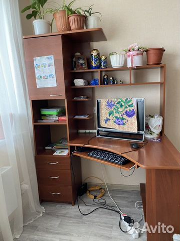 Компьютерный стол