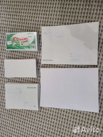 Канцелярия: файлы, конверты, маркеры, калькуляторы