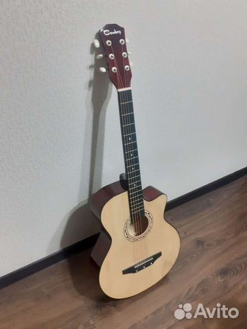 Акустическая гитара