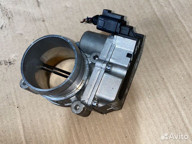 Дроссельная заслонка 703703750 Audi A4 B7 2.7tdi B