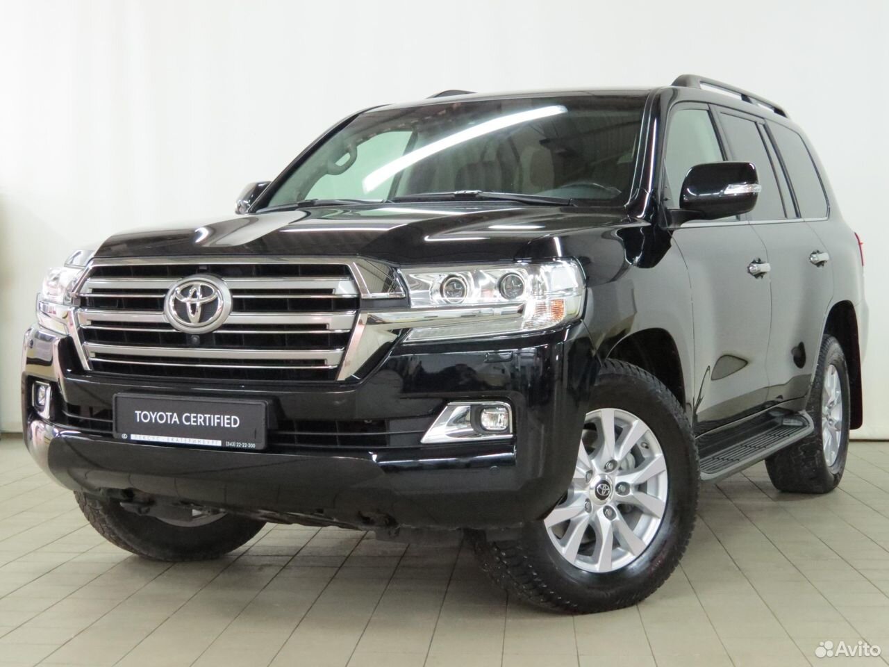 Тойота ленд крузер 200 екатеринбург. Toyota land cruiser 200 2011. Toyota land cruiser,200 2011 черный. Land cruiser 200 2008 характеристики. Крузак 200 белый 2013.