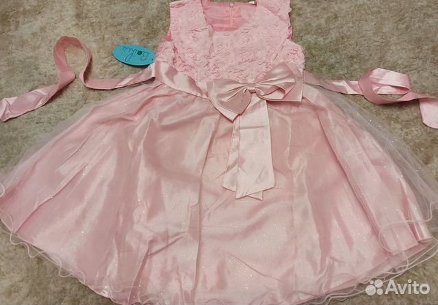 Нарядное платье для девочки. Новое