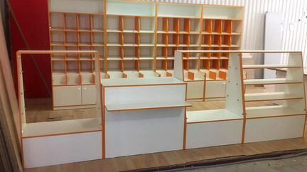 Стеллажи, прилавки, витрины. Конфетницы