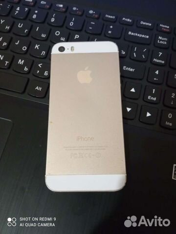 Телефон iPhone 5S 16Гб