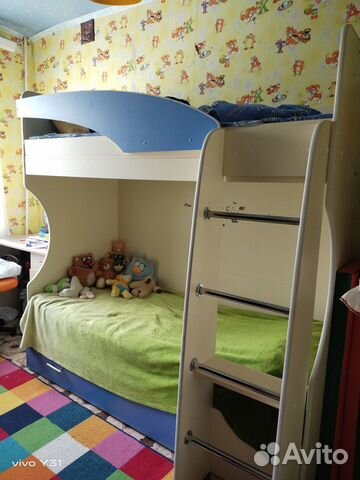 Кровать детская, двухъярусная с матрасами