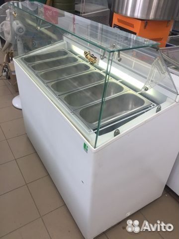 Морозилка - витрина (Италия) в торговую палатку