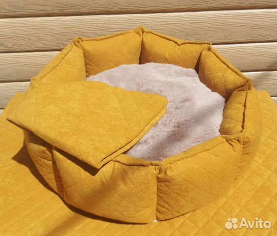 Лежак для собак и кошек