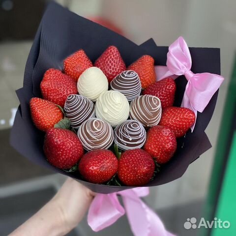 Клубника в шоколаде/съедобные букеты/с доставкой