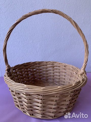 Корзина плетеная для подарков