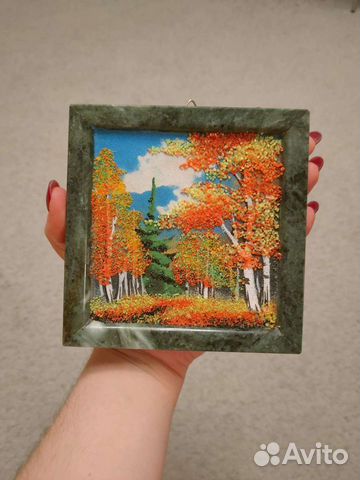 Панно из камня змеевик