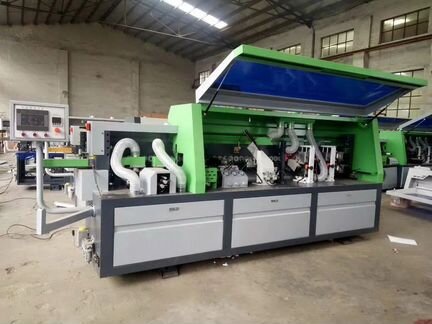 Кромкооблицовочный станок автомат с прифуговкой